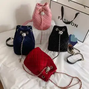 Women Fashion Solid Color Velvet Metal Chain Bucket Mini Bag Crossbody Shoulder Bag
