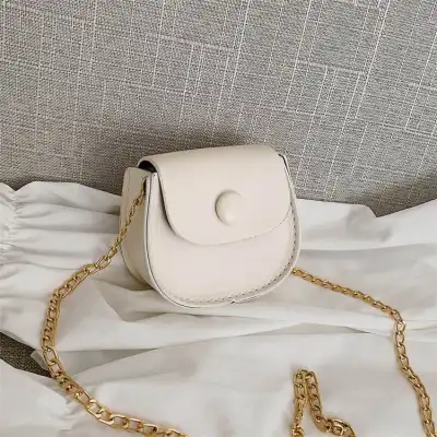 Women's Solid Round Mini Chain Crossbody Bag