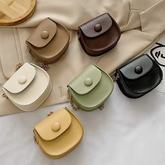 Women's Solid Round Mini Chain Crossbody Bag