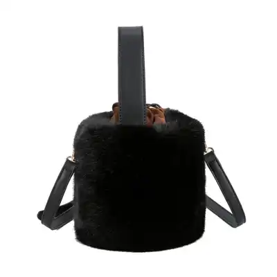 Women Simple Solid Color Plush Bucket Bag