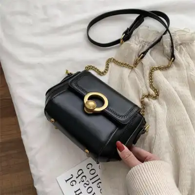 Women Simple Solid Color Metal Ring Decoration Chain Crossbody Bag