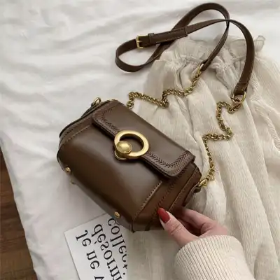 Women Simple Solid Color Metal Ring Decoration Chain Crossbody Bag