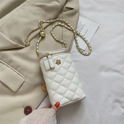 Women Simple Metal Decorative Zipper Rhombic Grid Crossbody Bag