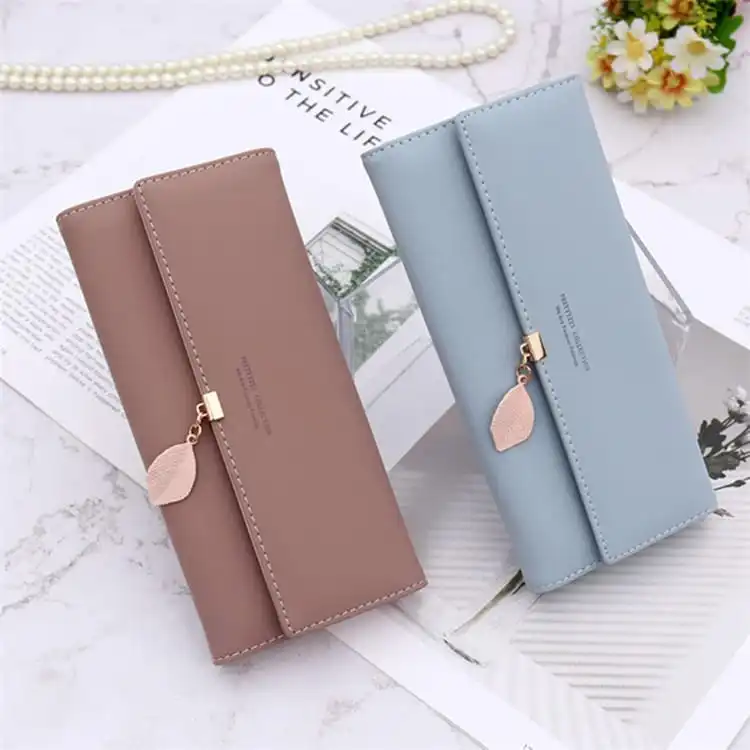 Women Simple Solid Color Letter Printed Trifold Purse