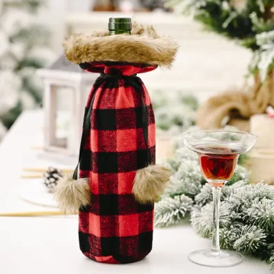 Christmas Plaid Style Pom Pom Lattice Wine Bottle Cover