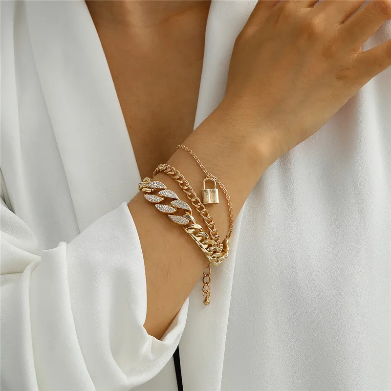 Women's Fashion Three-layer Lock Pendant Rhinestone Decor Alloy Bracelet