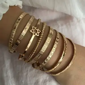 2pcs/set Women Unique Opening Heart-shaped Metal Bracelet Set
