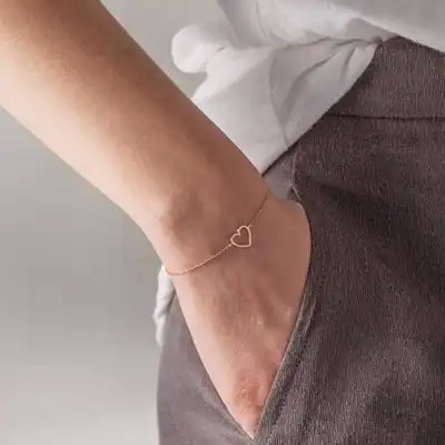 Minimalist Heart Shape Alloy Bracelet for Women