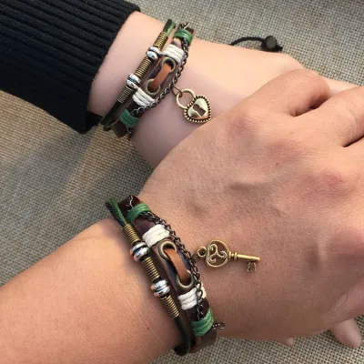 1pair Lover Retro Key Lock Design Unisex Cortex Bracelet