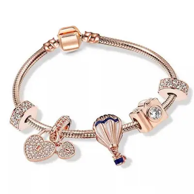 Women Delicate Heart Shaped Pendant Charm Bracelet