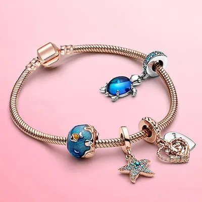 Women Delicate Heart Shaped Pendant Charm Bracelet