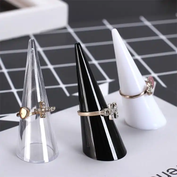 Unique 3D Tapered Plastic Ring Display Rack Holder