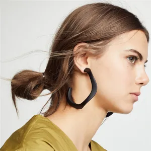 Creative Twisted C-Shaped Acrylic Hoop Earrings for Women