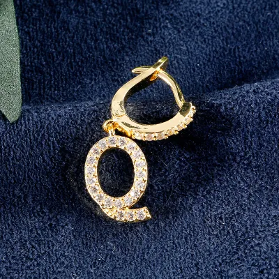 1pc English Alphabet Letter Pendant Zircon Decor Hoop Earrings Women's Copper Stud Earrings