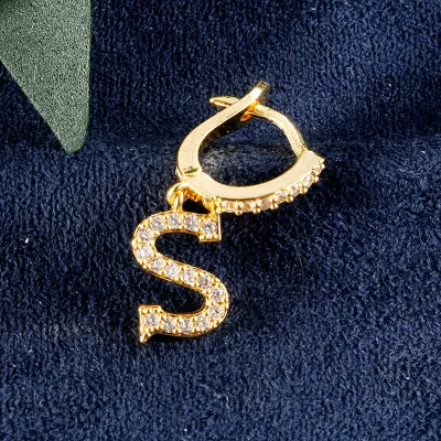 1pc English Alphabet Letter Pendant Zircon Decor Hoop Earrings Women's Copper Stud Earrings
