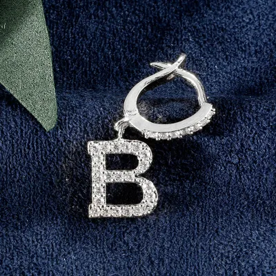 1pc English Alphabet Letter Pendant Zircon Decor Hoop Earrings Women's Copper Stud Earrings