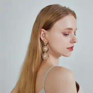 Women Alloy Exaggerated Geometric Flower Pearl Earrings