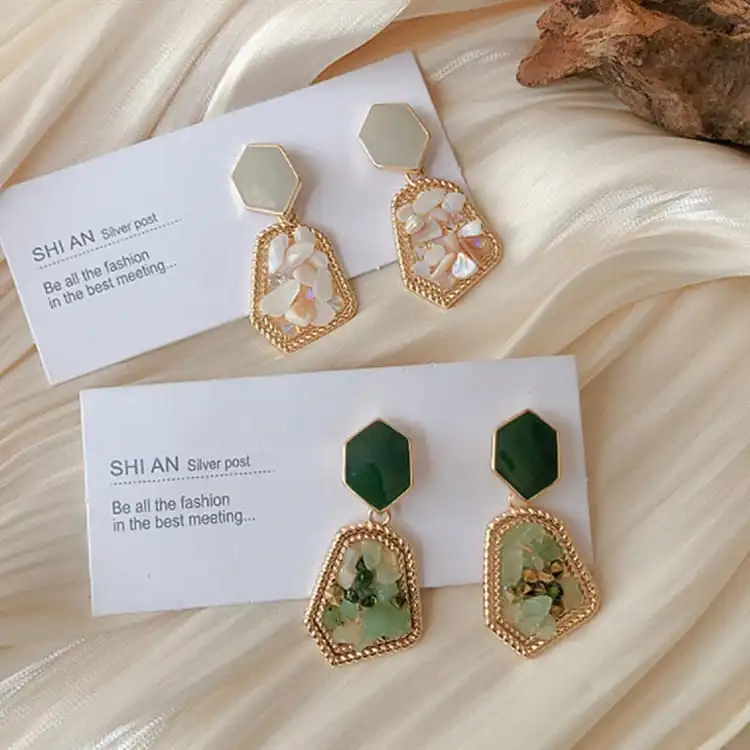 Women Retro Macadam Geometric Decorative Earrings