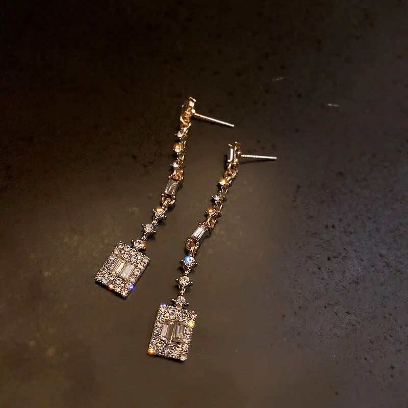 Women Unique Geometric Pendant Drop Earrings with Zircon