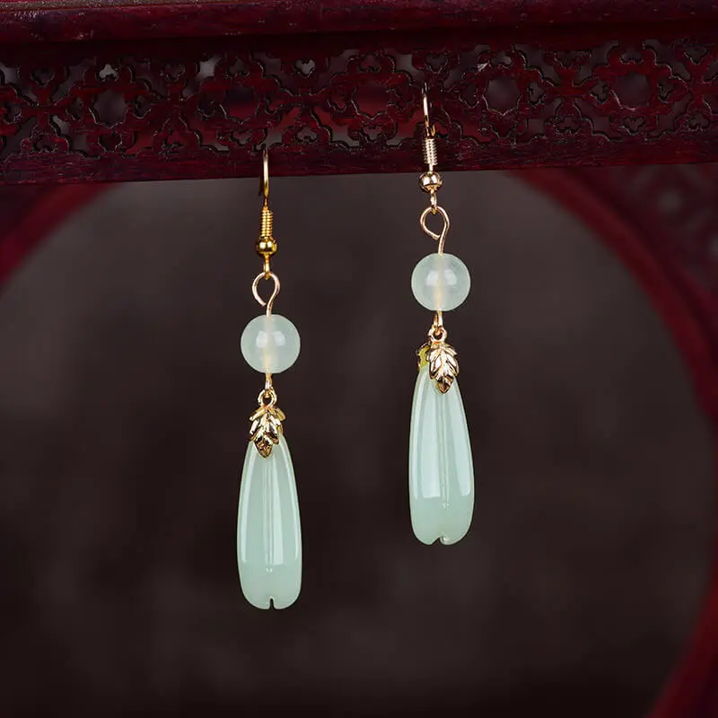 Women's Classic Water Drop Design Earrings
