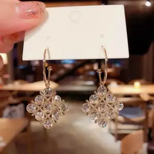Women Fashion Square Rhinestone Earrings