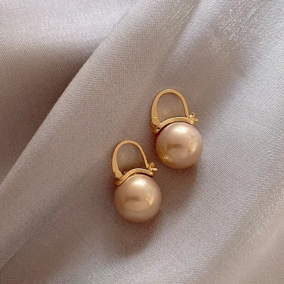 Women Retro Imitation Pearl Geometric Drop Earrings
