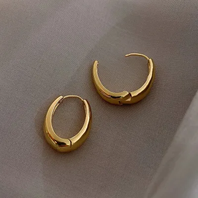 Women Retro Geometry Design U Shape Copper Earrings