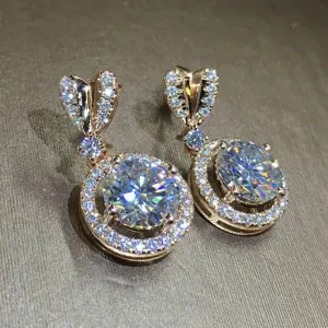 Women Delicate Heart Shape Design Zircon Earrings
