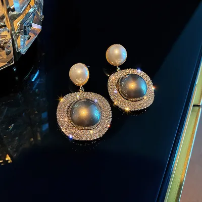 Women's Fashion Rhinestone And Pearl Decorate Ear Drop