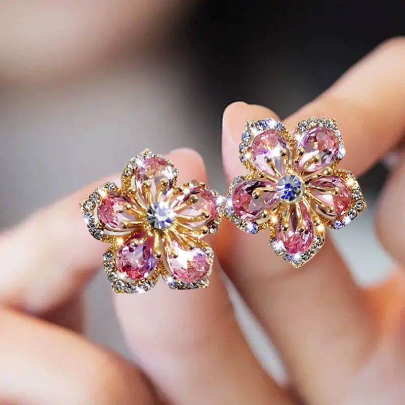 Women Temperament Flower Shape Design Zircon Decorate Ear Stud