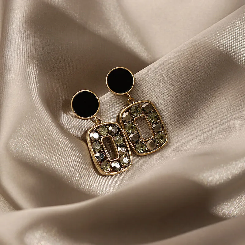 Women Vintage Geometric Alloy Earrings