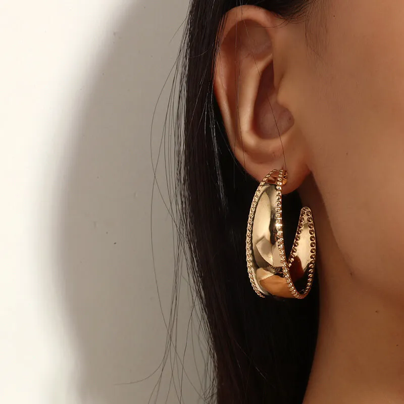 Women Vintage Solid Color C-shaped Alloy Earrings