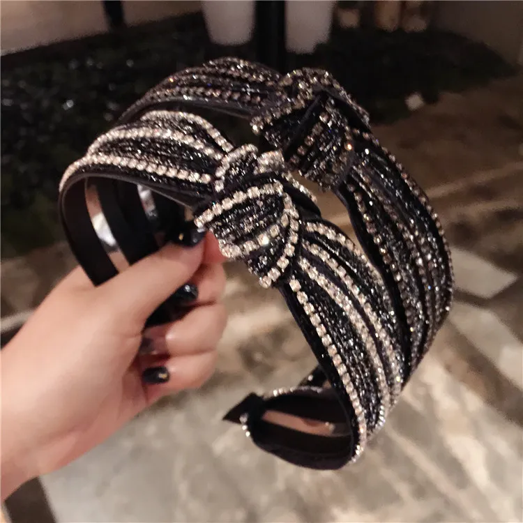 Fashion Shiny Rhinestone Decor Knotted Pattern Headband - Simple Women's Alloy