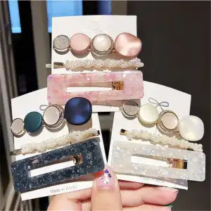 3pcs Women's Geometric Shaped Plastic Resin Hair Clip Set