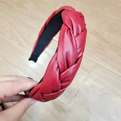 Women Simple Solid Color PU Headband