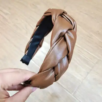 Women Simple Solid Color PU Headband
