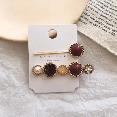 Women Fashion Pearl And Rhinestone Decorative Hair Clip Set (2pcs)