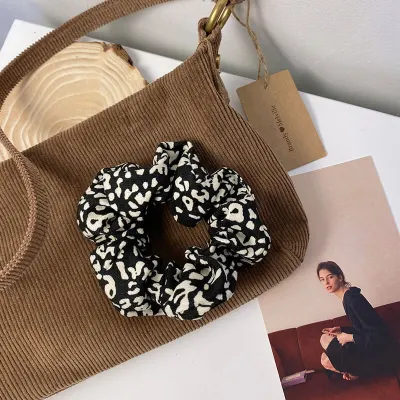 Women Fashion Leopard Print Fabric Hair Tie