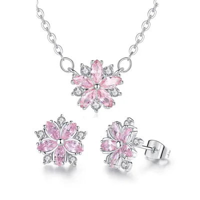 Fashion Rhinestone Flower-shaped Necklace Earrings Set