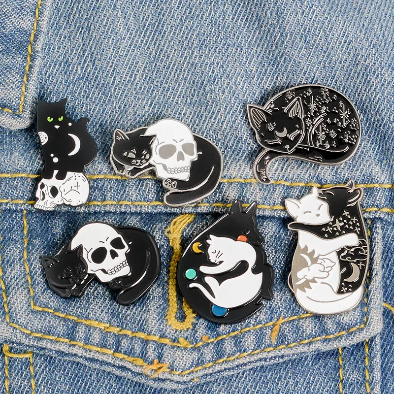 Unique Cat And Skull Shaped Alloy Brooch Unisex Animal Brooch