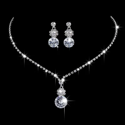 Women Simple Rhinestone Decorative Necklace And Earrings Set Copper Claw Chain Plant Flower