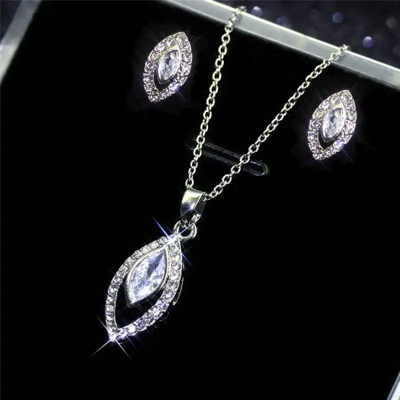 2pcs/set Women Unique Eye Shaped Design Necklace and Earrings Set