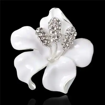 Women Delicacy Flower Shaped Alloy Brooch