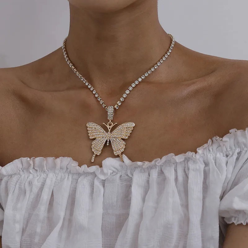 Delicate Rhinestone Butterfly Pendant Necklace For Women
