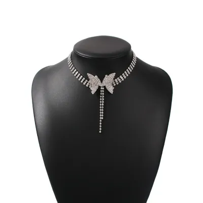 Fashion Women Rhinestones Inlaid Butterfly Decor Necklace