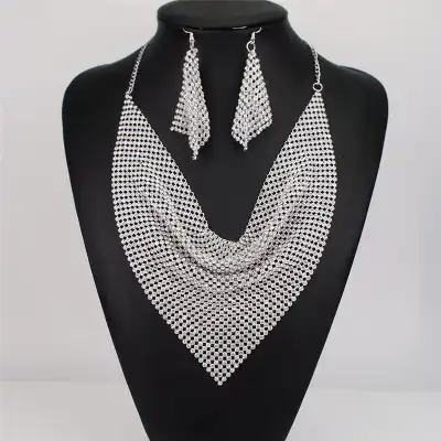 Women Exaggerated Inverted Triangle Alloy Necklace And Earrings Set With Water Wave Chain