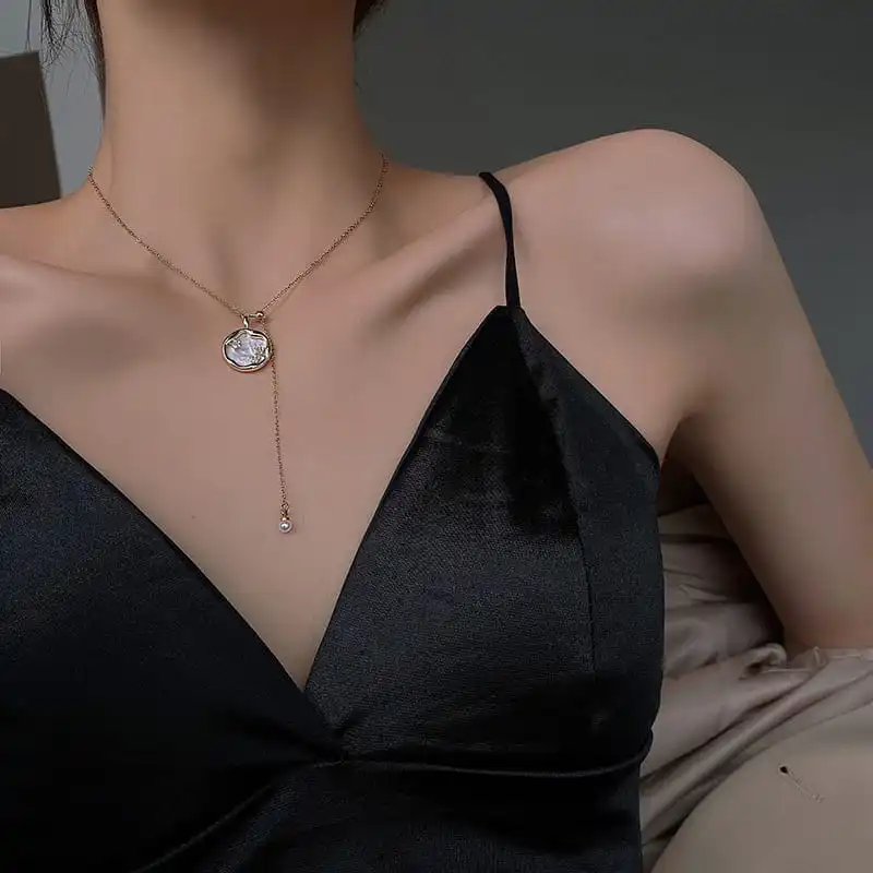 Women Minimalist Titanium Steel Star Shaped Round Pendant Necklace