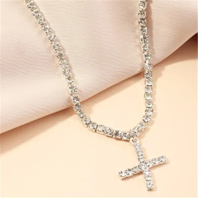 Fashion 26 English Letters Alphabet Pendant Full Rhinestone Necklace for Women