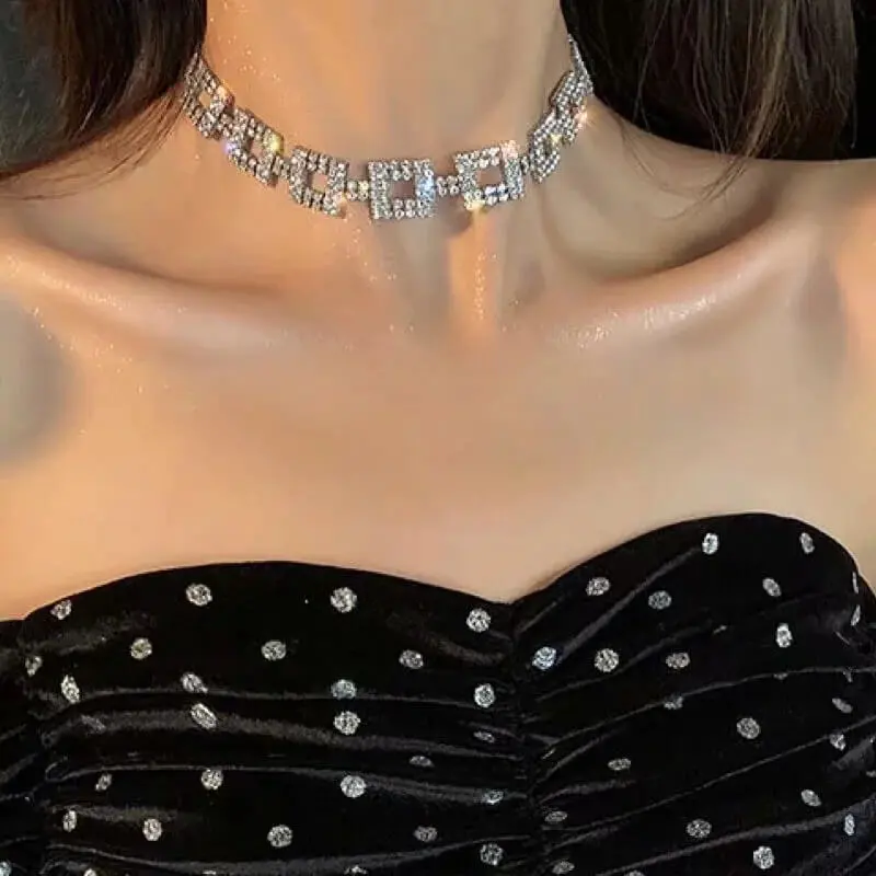 Women's Full Rhinestone Decorative Choker Necklace Box Chain Geometric