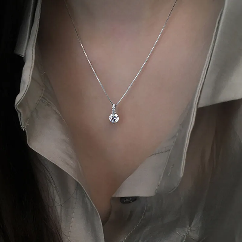 Women Fashion Zircon Decorate Necklace